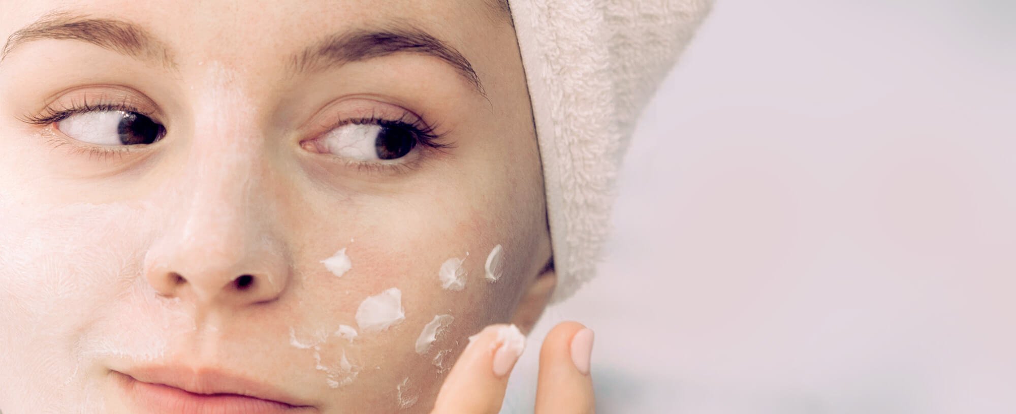 Are You Applying Your Anti Ageing Cream Correctly Hero