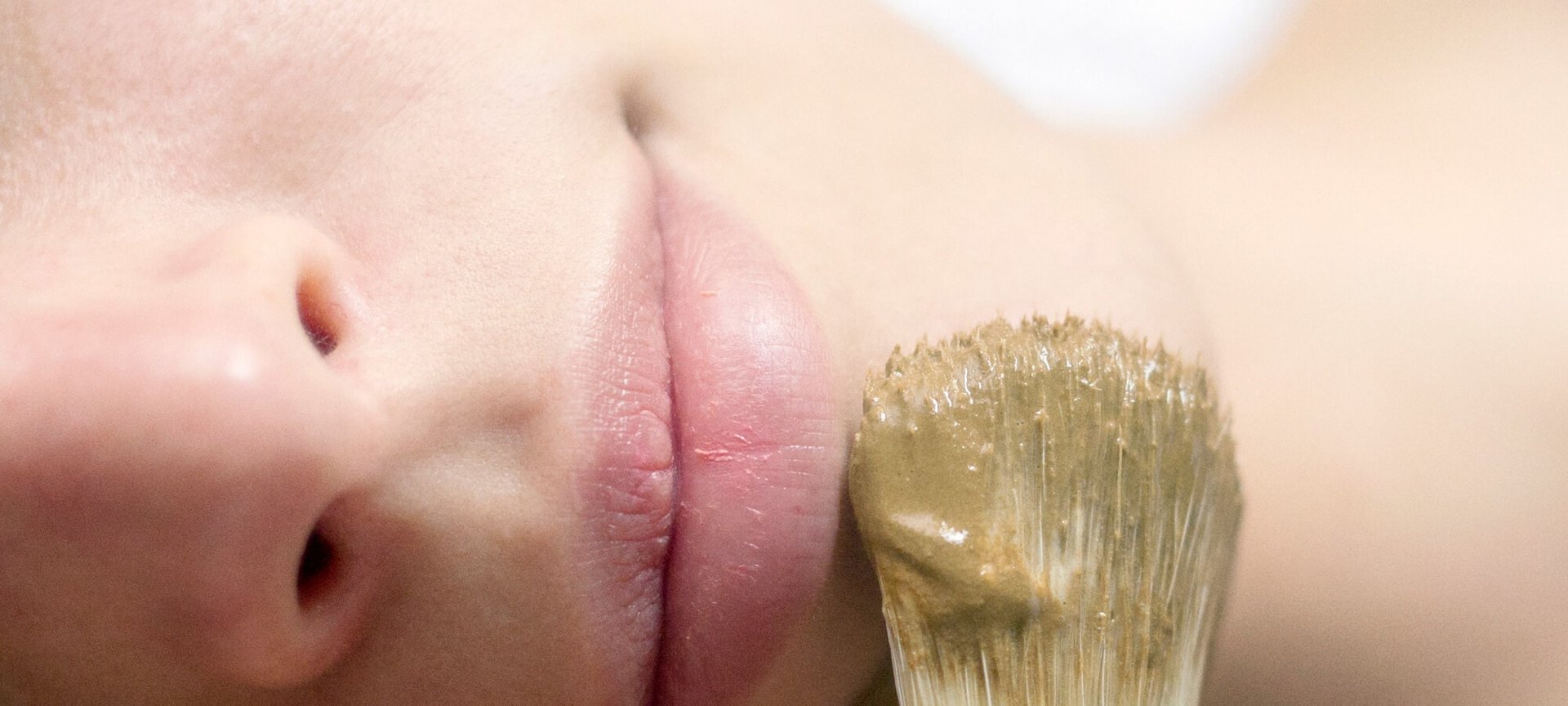 Get Back Your Glowing Skin With The Right Beauty Routine Hero