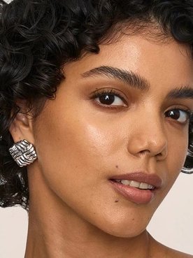 Uses & Benefits of Glycolic Acid