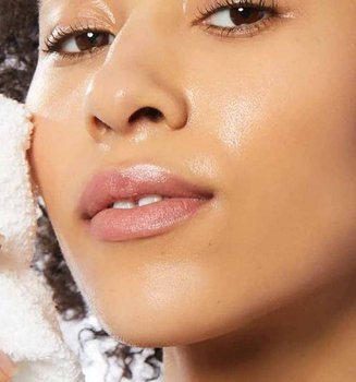 How to Control Oil on Face