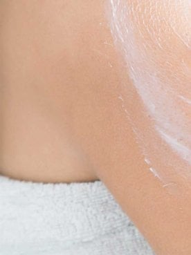 Glycolic Acid VS Hyaluronic Acid