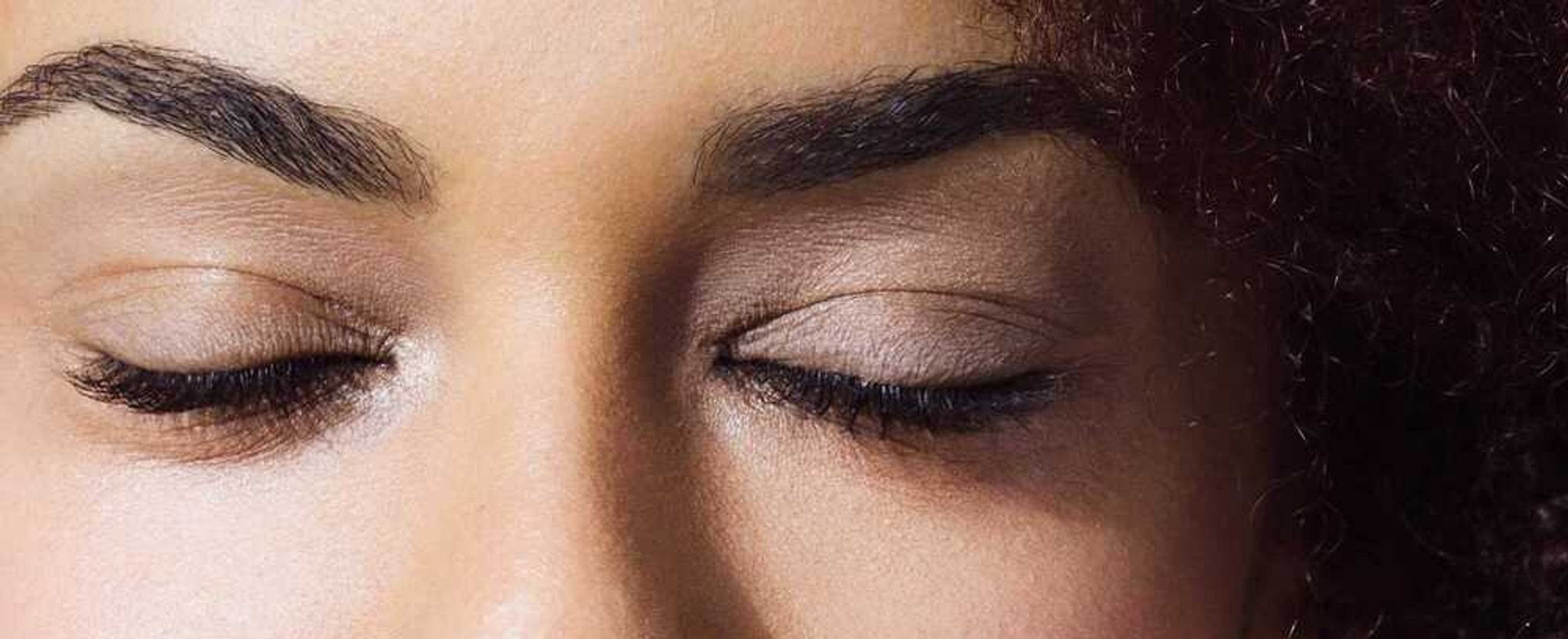 Protect Dry Skin With Nourishing Sunflower Oil