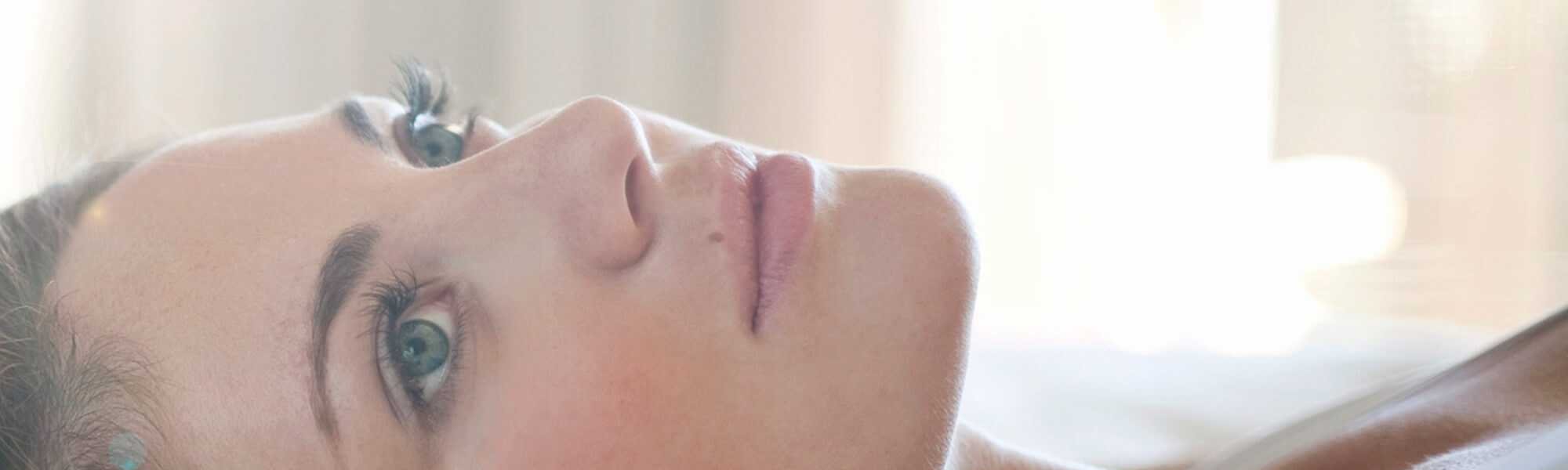 Stepwise Rose Day Makeup Look