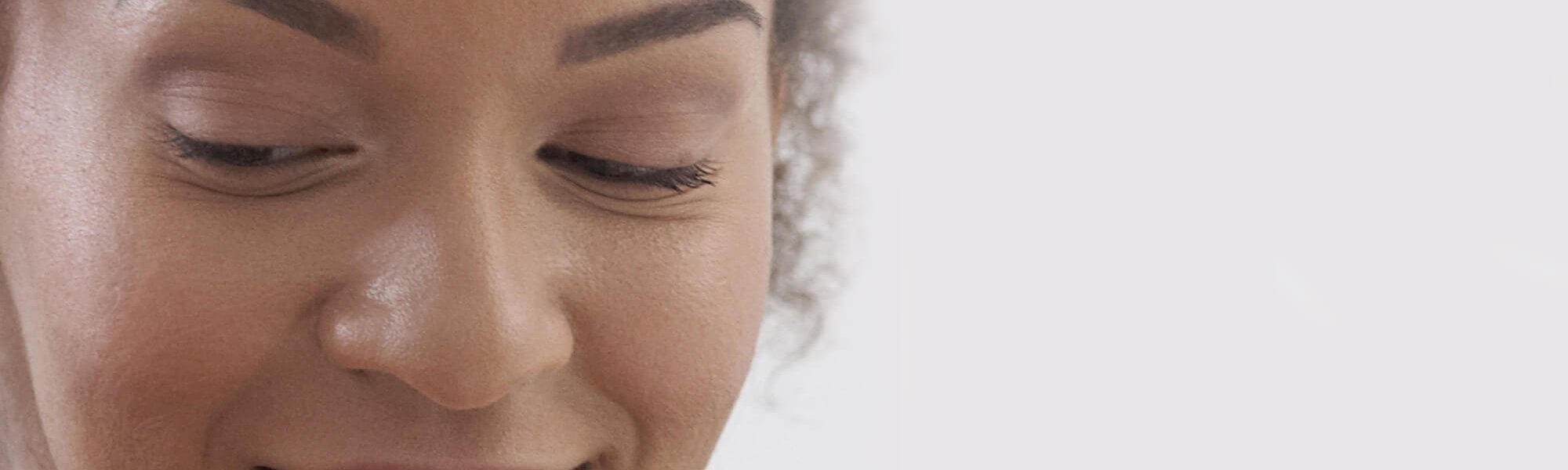 Sweet Almond Oil A Sure Fire Ingredient To Soothe Irritated Skin Hero